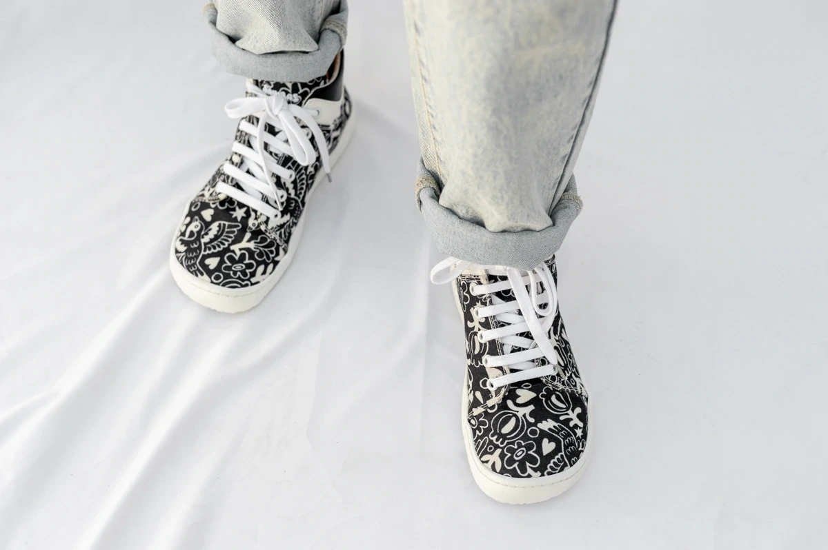 Босоногие ботинки Sambas the bambas Original Luna — чёрно-белые, фото 11